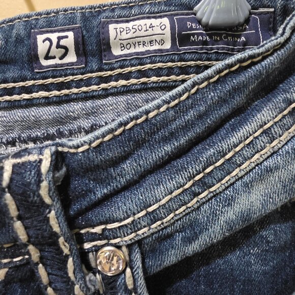 Women's Miss Me Capris Size 25 JPB5014-6 Boyfriend Cut Jeans Denim Pant Distress - Picture 6 of 16